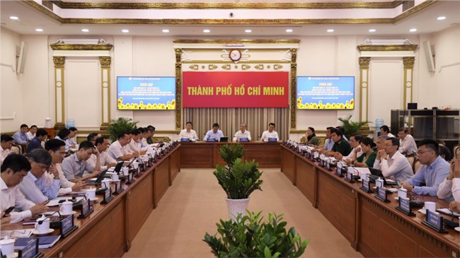   TP.HCM: Nắm bắt cơ hội để hạn chế đà suy giảm kinh tế (3/3/2023)